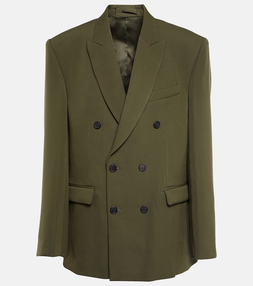 Double-breasted virgin wool blazer