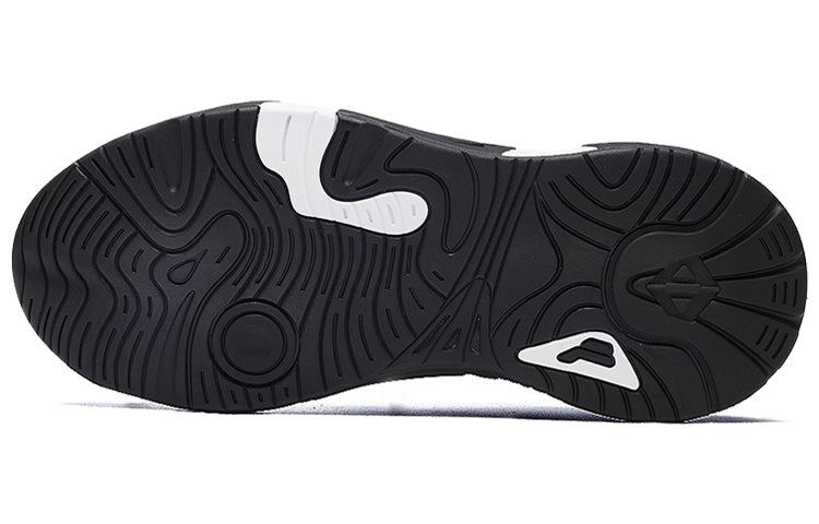(WMNS) SWARM low swirl sneakers 'Black And White'