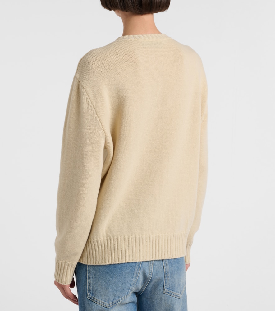 Chez virgin wool top
