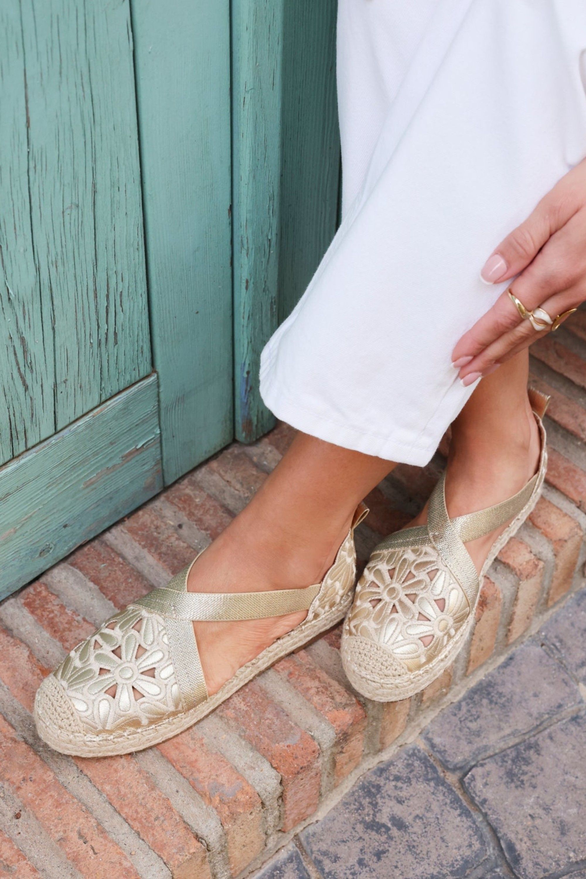 Linzi Jillian Gold Faux Leather Espadrille Sanda