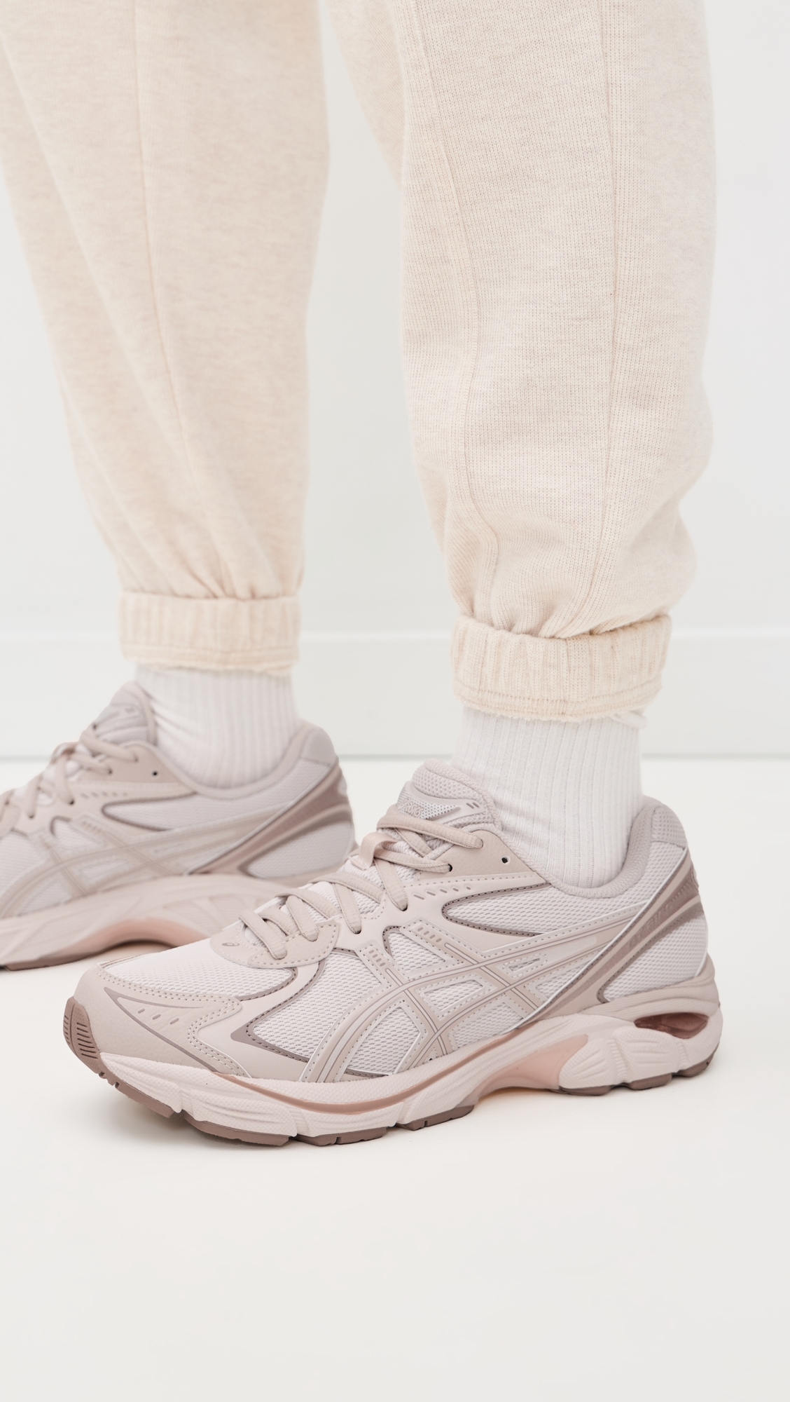 GT-2160 Sneakers Blush/Mineral Beige W