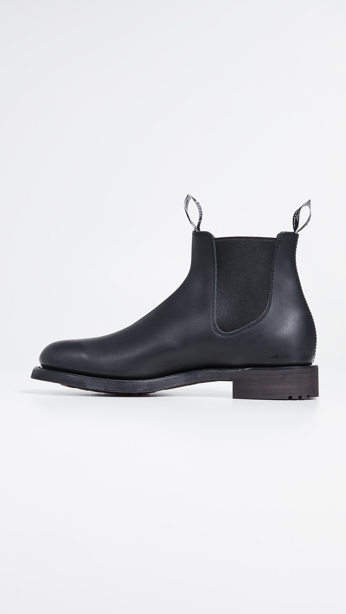 R. M. Williams Gardner Leather Chelsea Boots Black