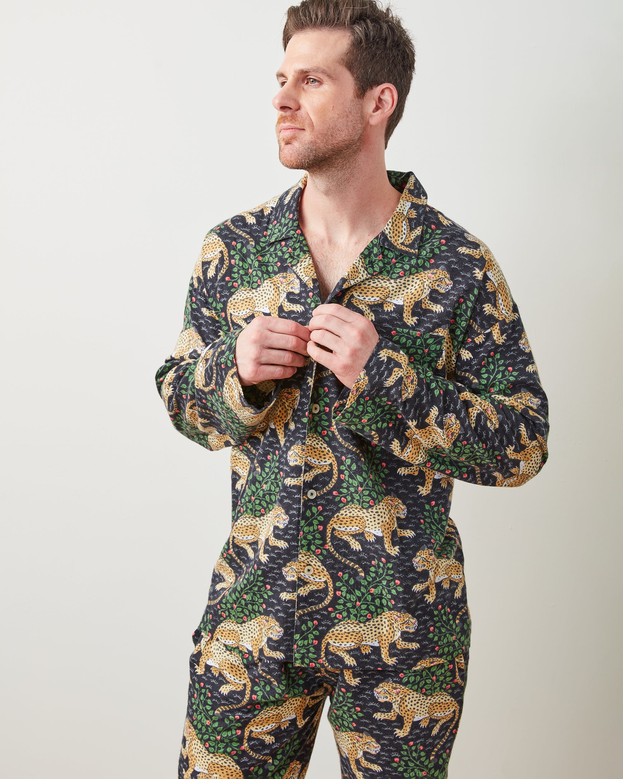 Organic Flannel Long Sleeve and Pants Pajama Set in Leopard Bagheera | Men's XS | Black | Sleepwear