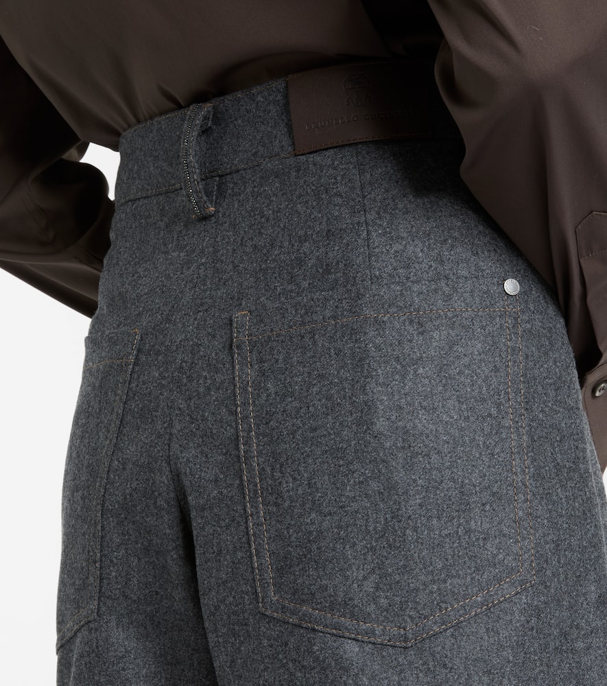 High-rise virgin wool shorts