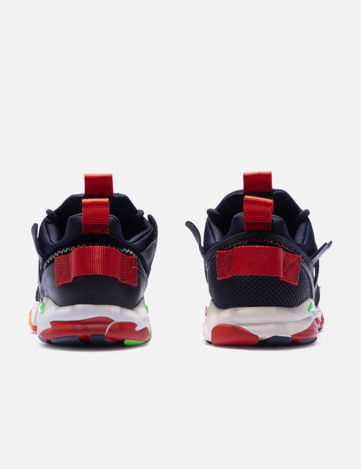 Manifesto Sneakers