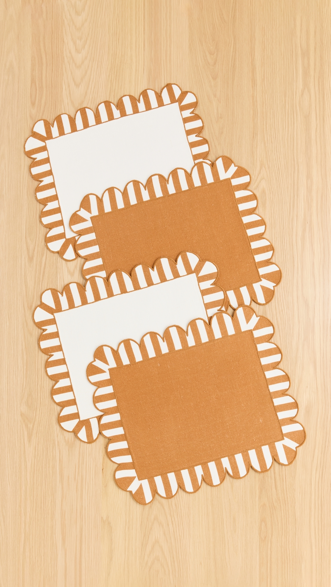 Scalloped Stripe Double Sided Placemats Set of 4 Amber One Size