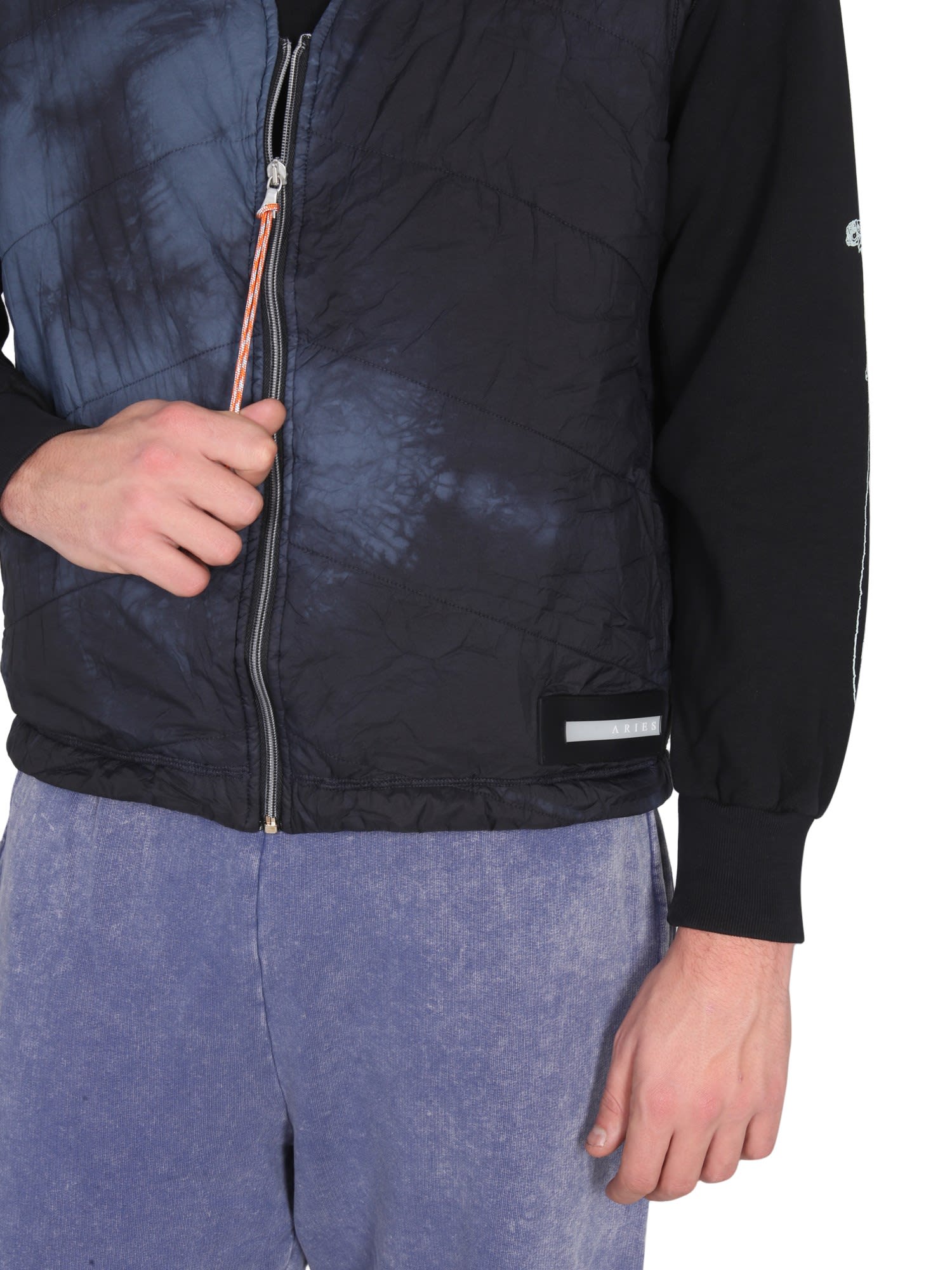 V-neck Vest