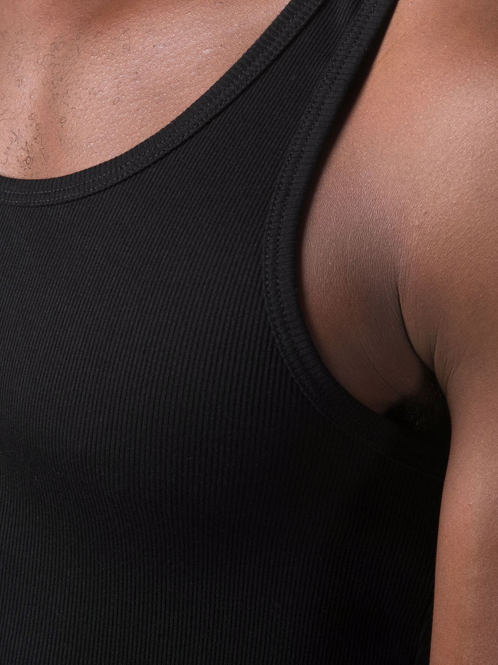 Sleeveless tank top