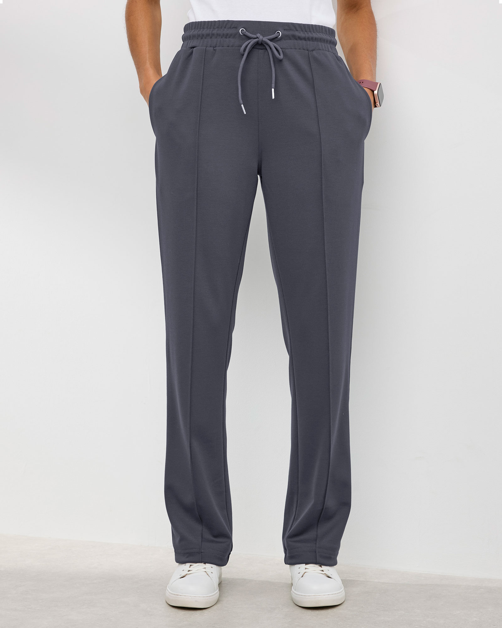 Pintuck Jogger in Grey, Viscose/Polyester/Elastane