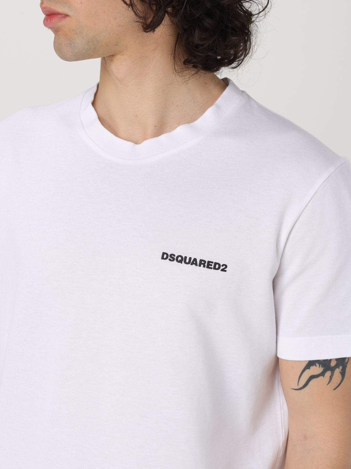 T-Shirt Men color White