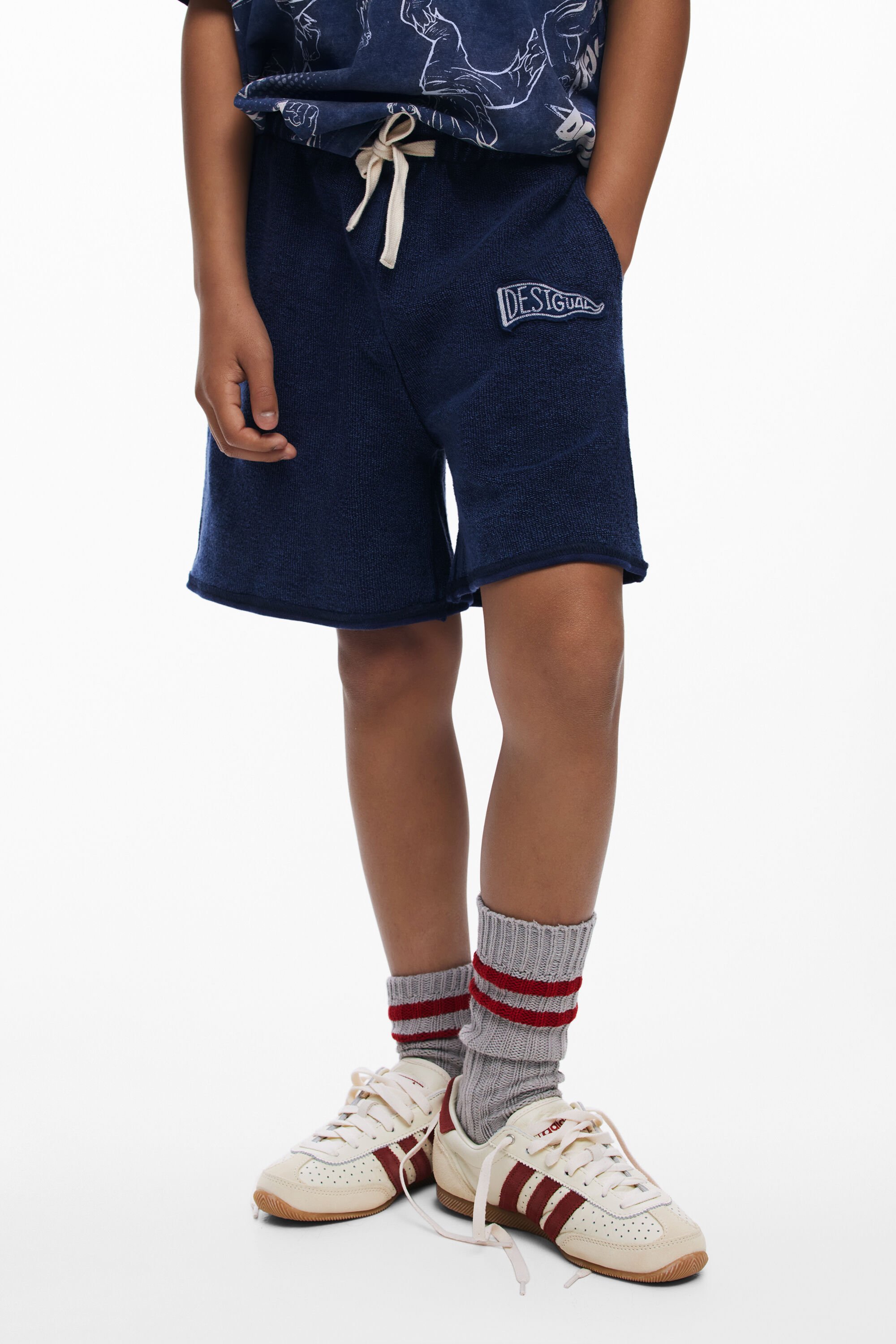 Embroidered logo bermuda