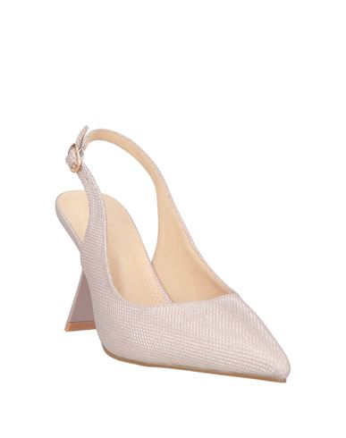 Woman Pumps Blush