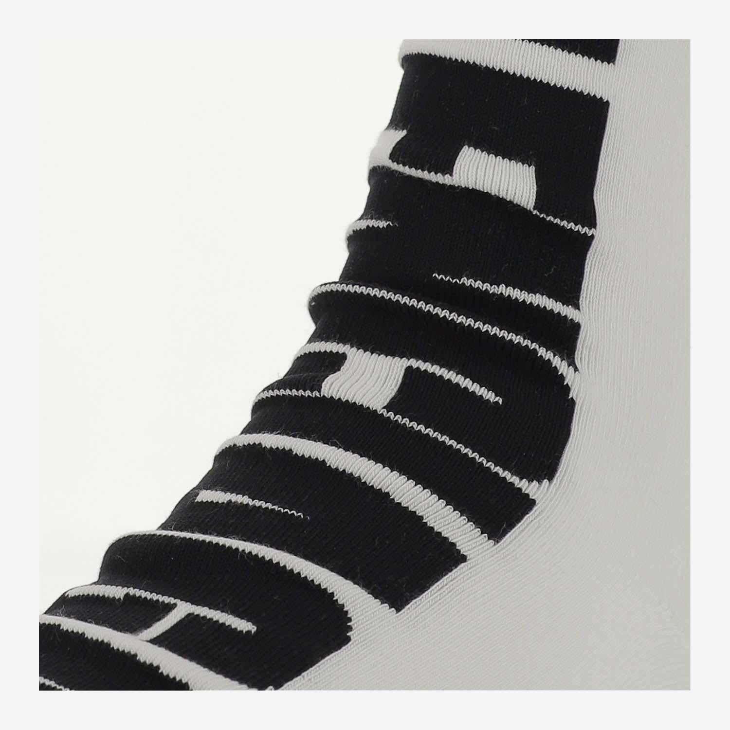 Stretch Cotton Logo Socks — White