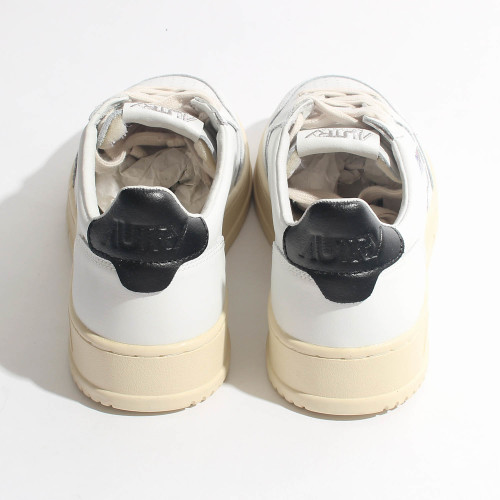 Leather Sneakers With Contrasting Heel Tab