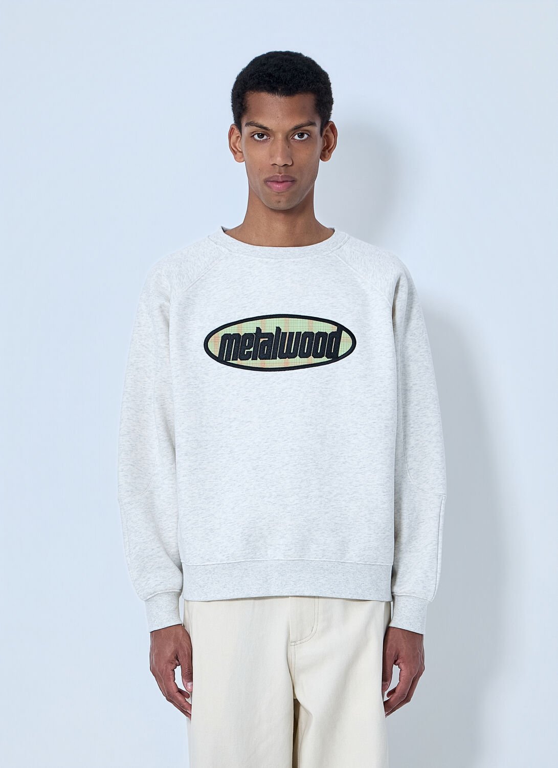 Raglan Sleeve Sweatshirt