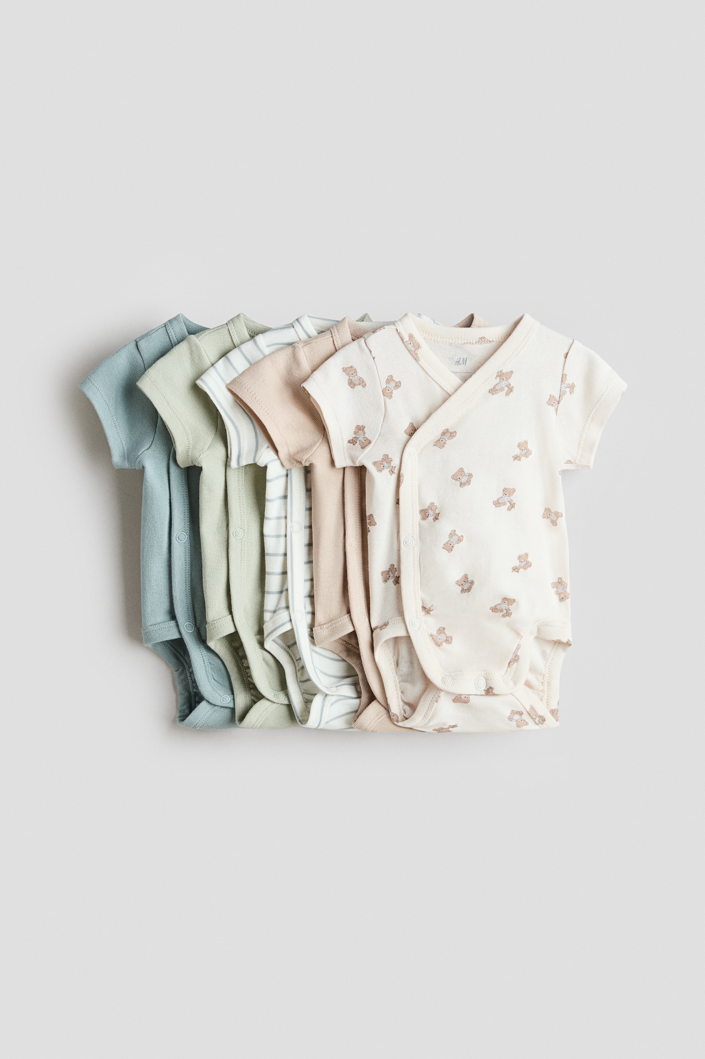 H&M