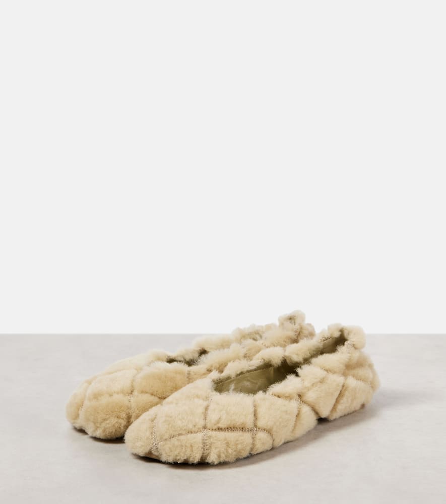 Burberry Baby quilted shearling ballet flats