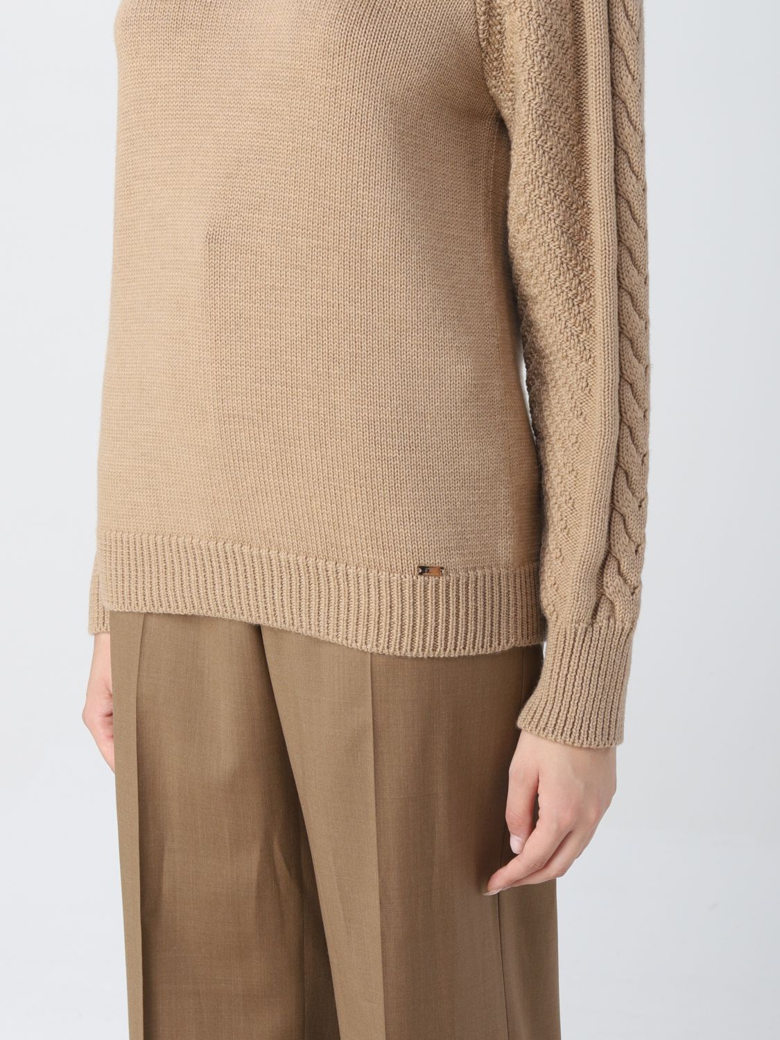 Sweater Woman color Camel