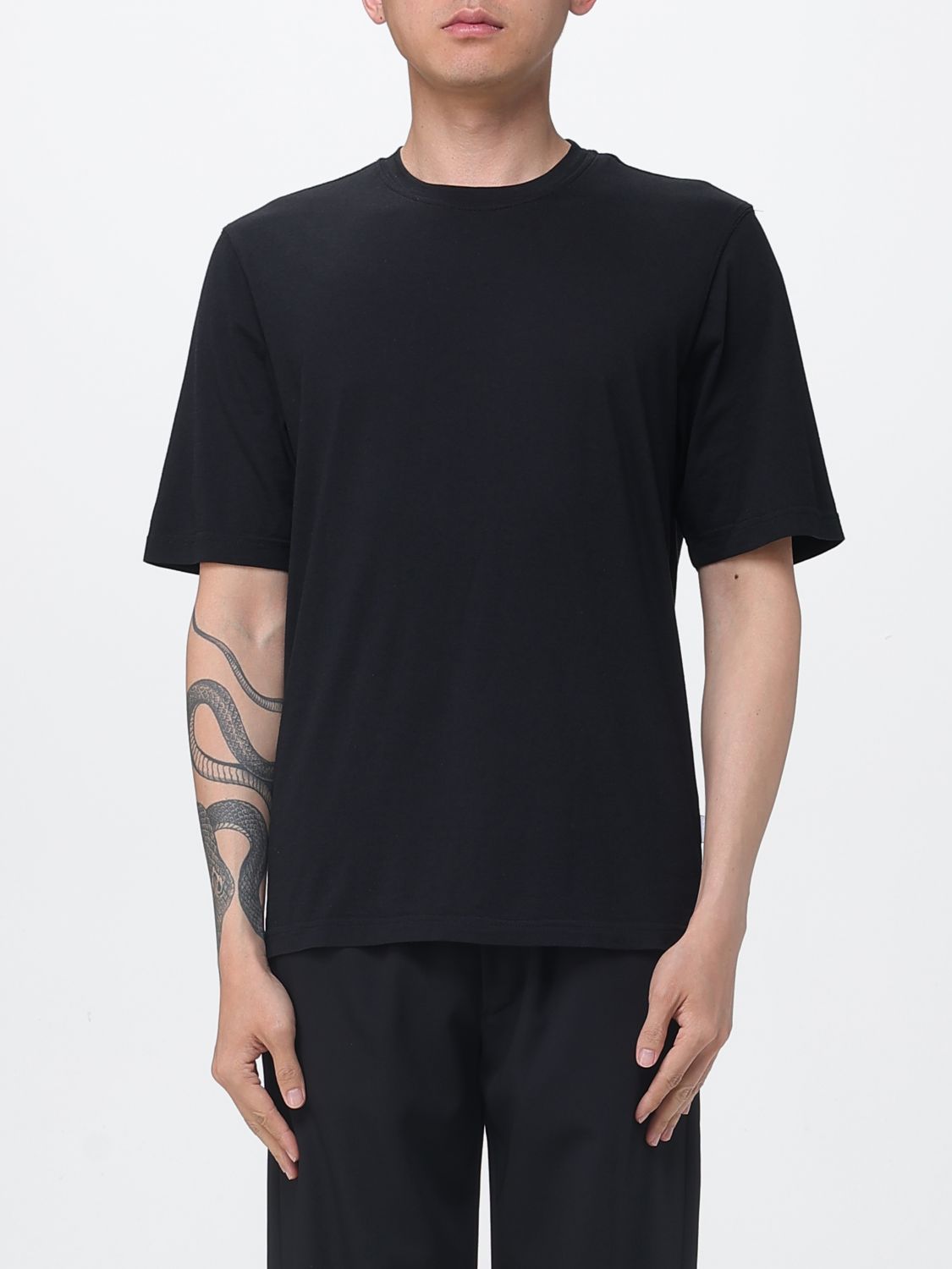 T-Shirt Men color Black