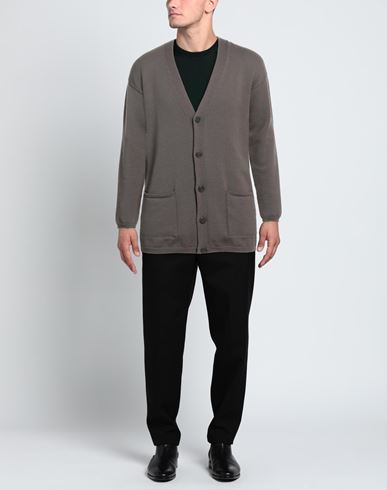 Man Cardigan Lead
