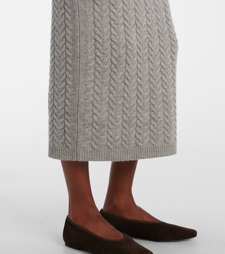 Cable-knit wool and cashmere pencil skirt