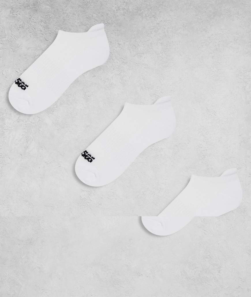 Icon 3 pack quick dry trainer sport socks in white