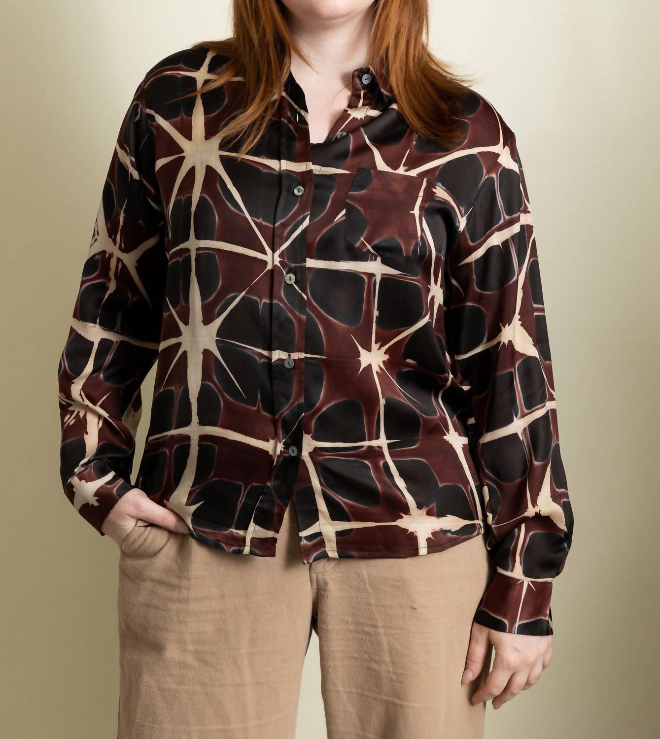 Giany Button Down Top In Abstract Pansy