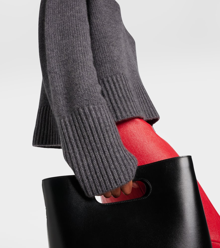 Fleur cashmere sweater