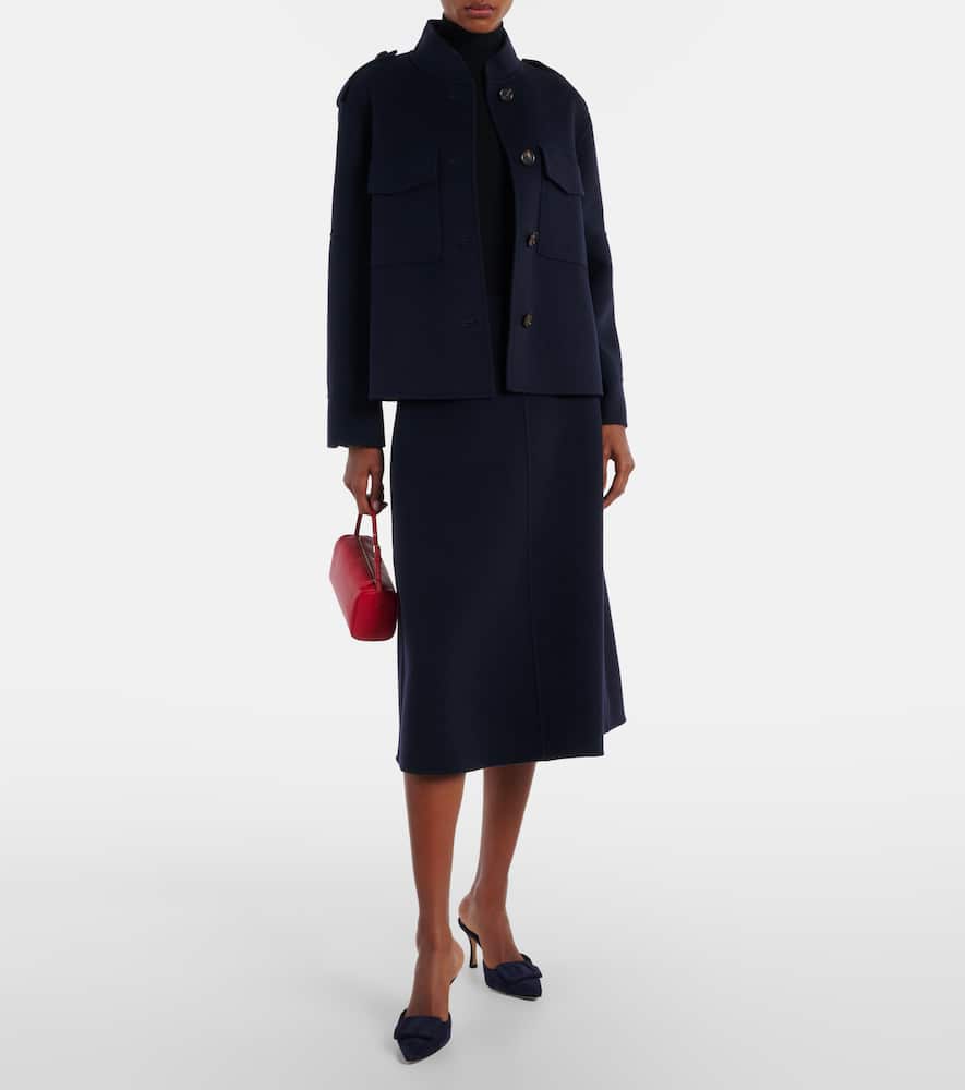 Free virgin wool jacket