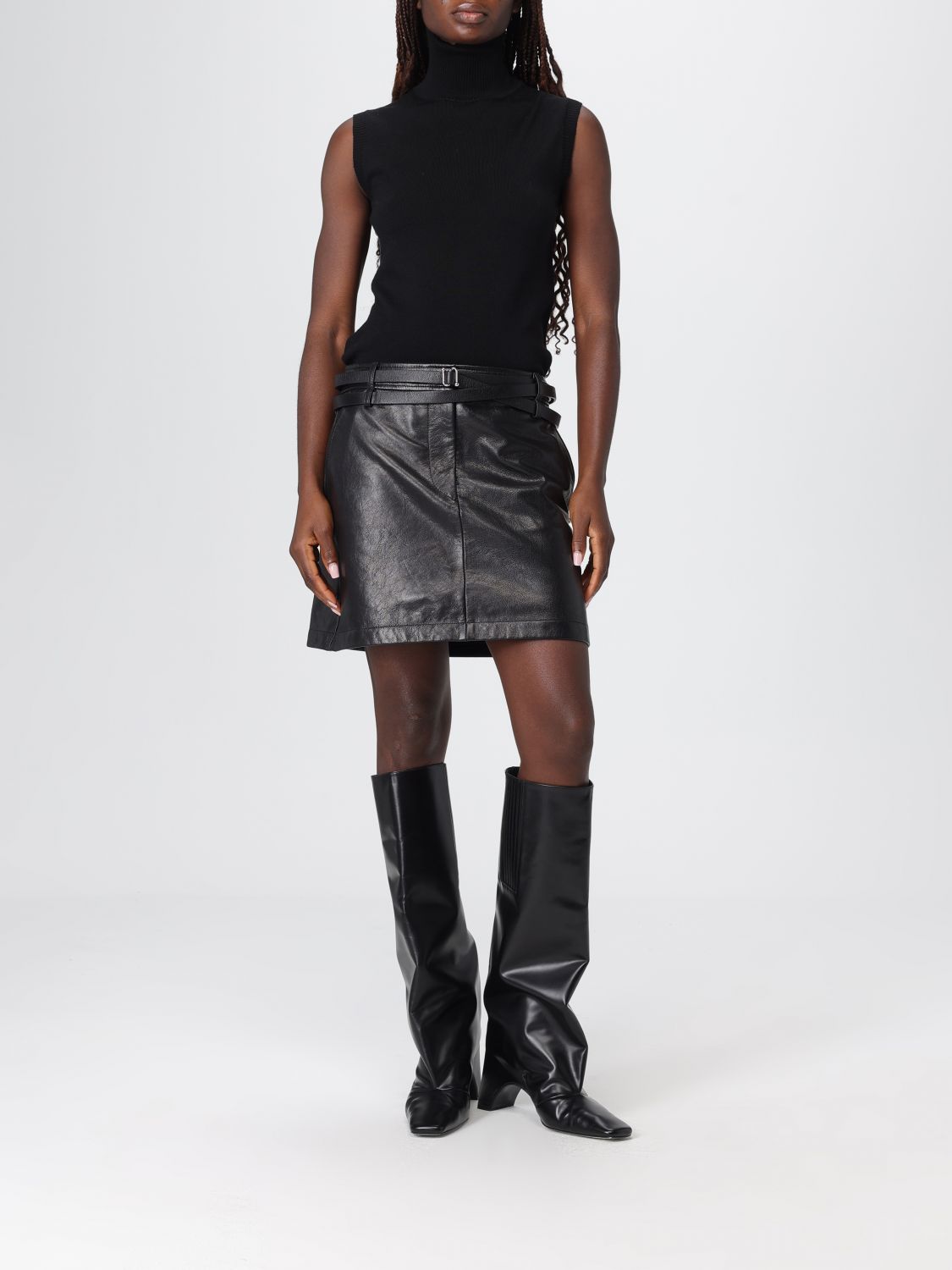 Top Woman color Black
