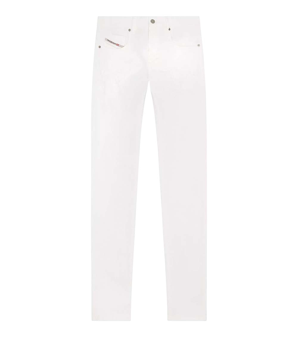 White Slim Solid Jeans