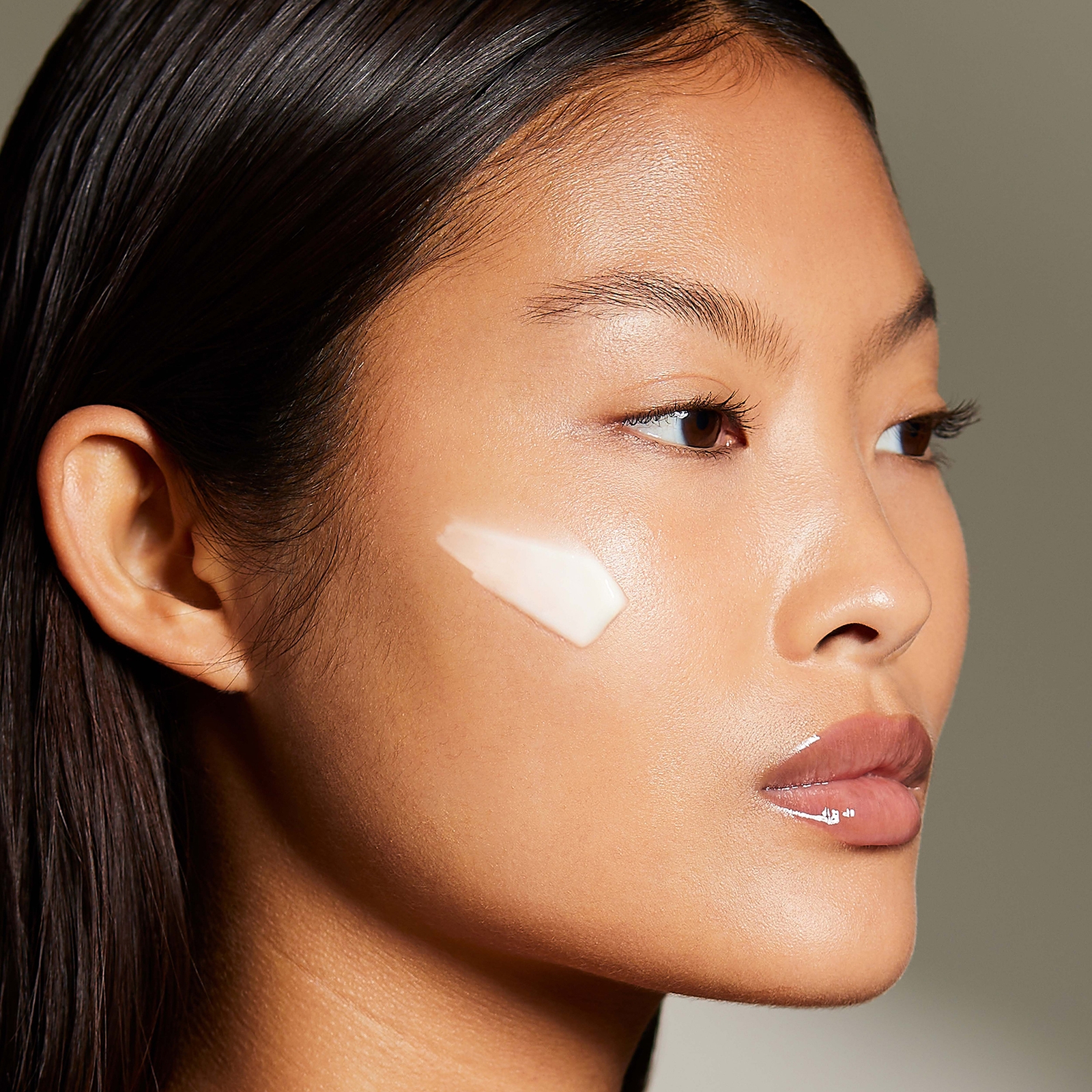 MZ Skin The Light Moisturiser in Beauty: NA