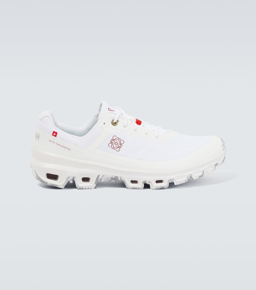 X On Cloudventure running shoes