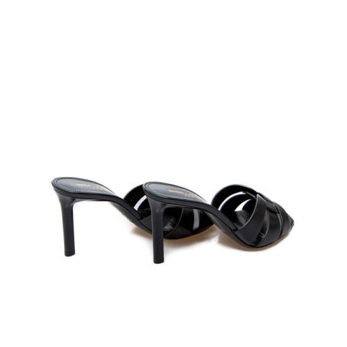 입생로랑 하이힐 여성용 컬러 블랙 650986DWE00