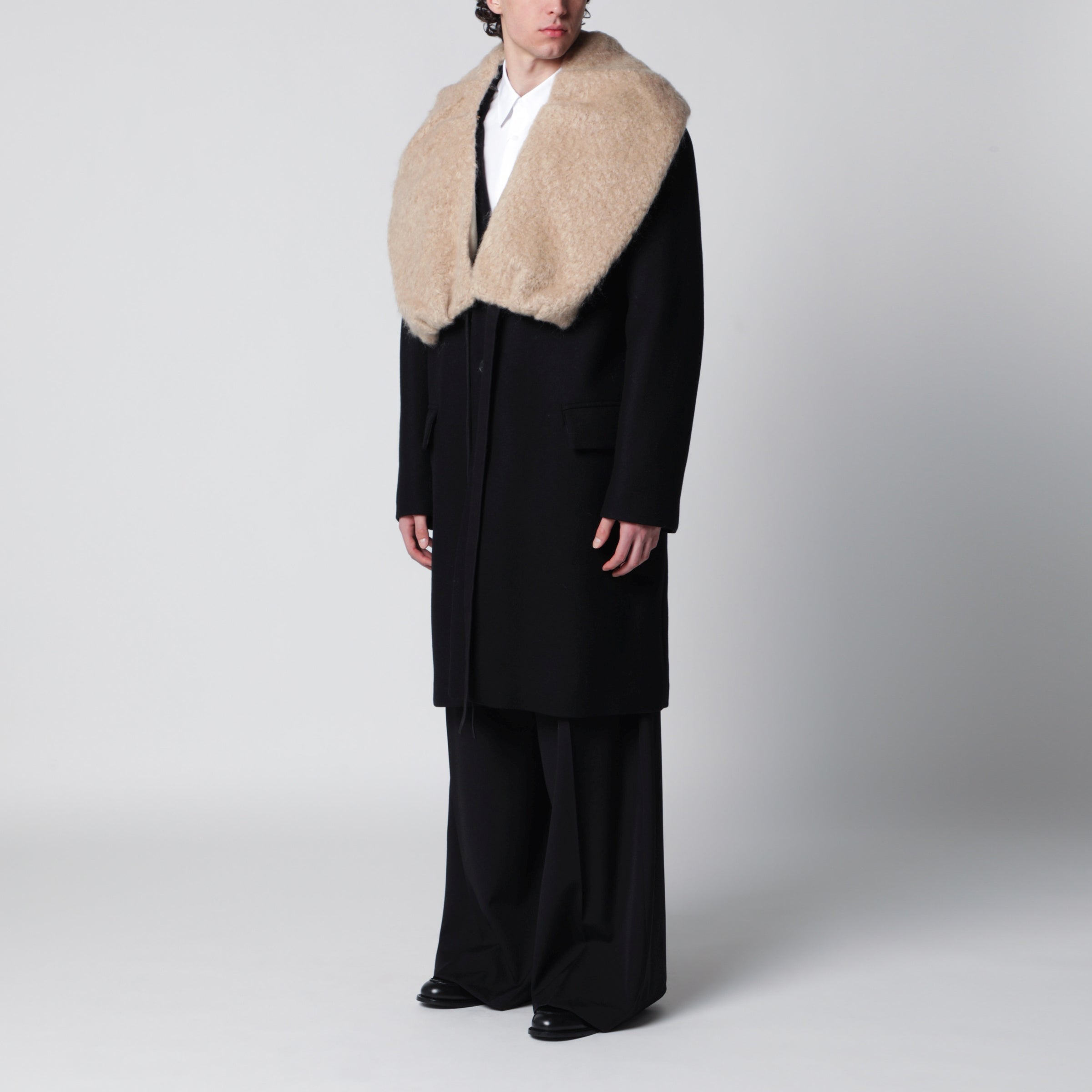 Black coat with removable neckline