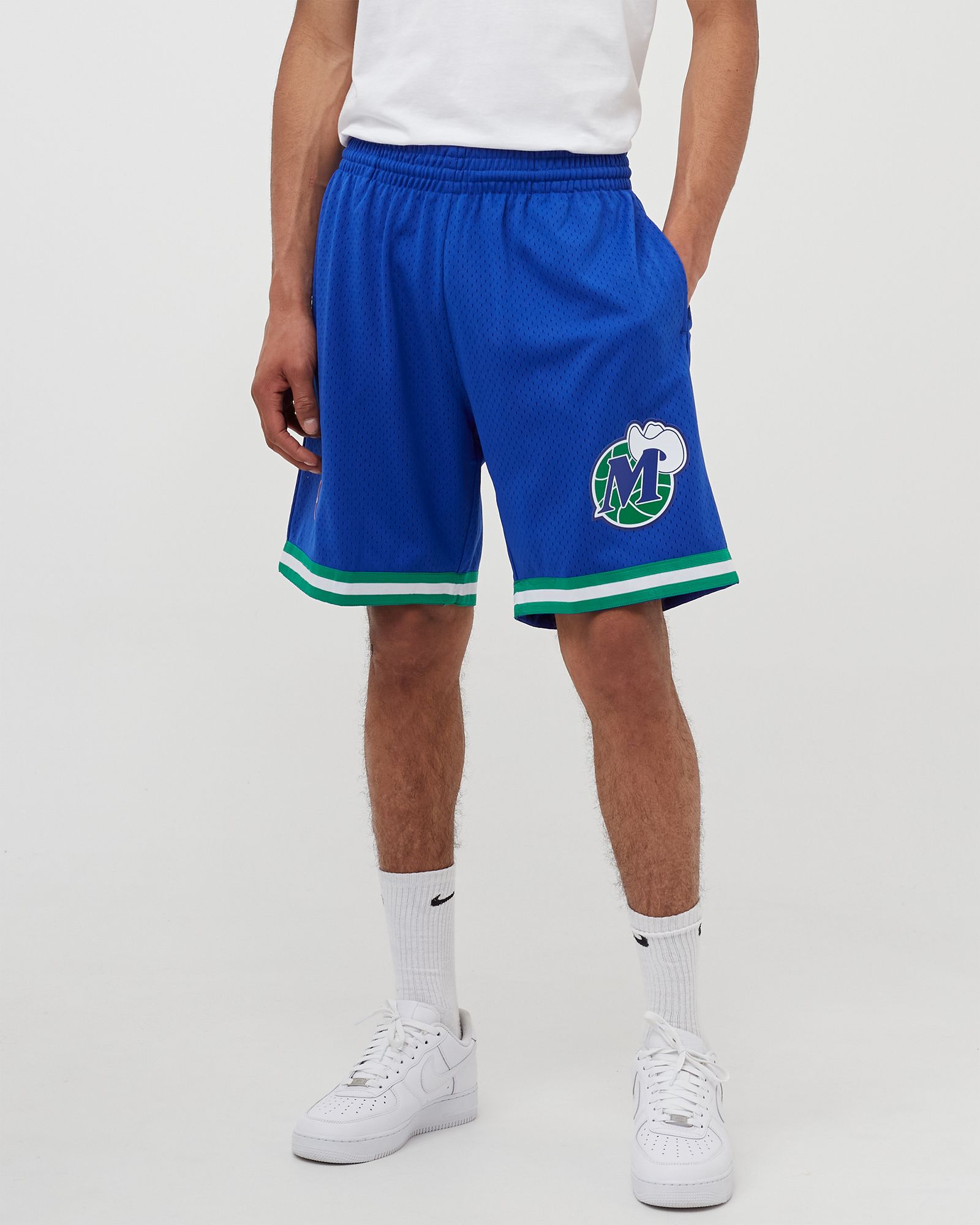 NBA Swingman Shorts Dallas Mavericks Road 1998-99 blue male Sport & Team Shorts now available at BSTN