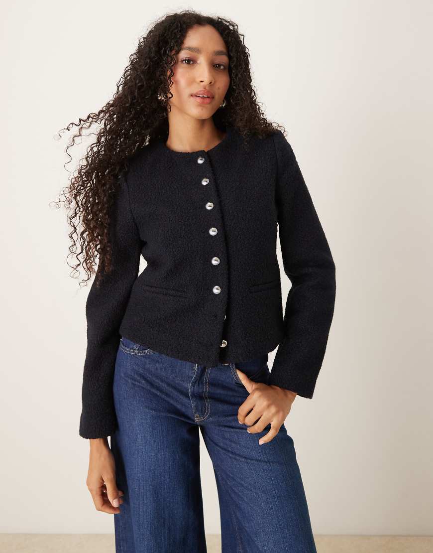 Tailored jacket with statement buttons in navy