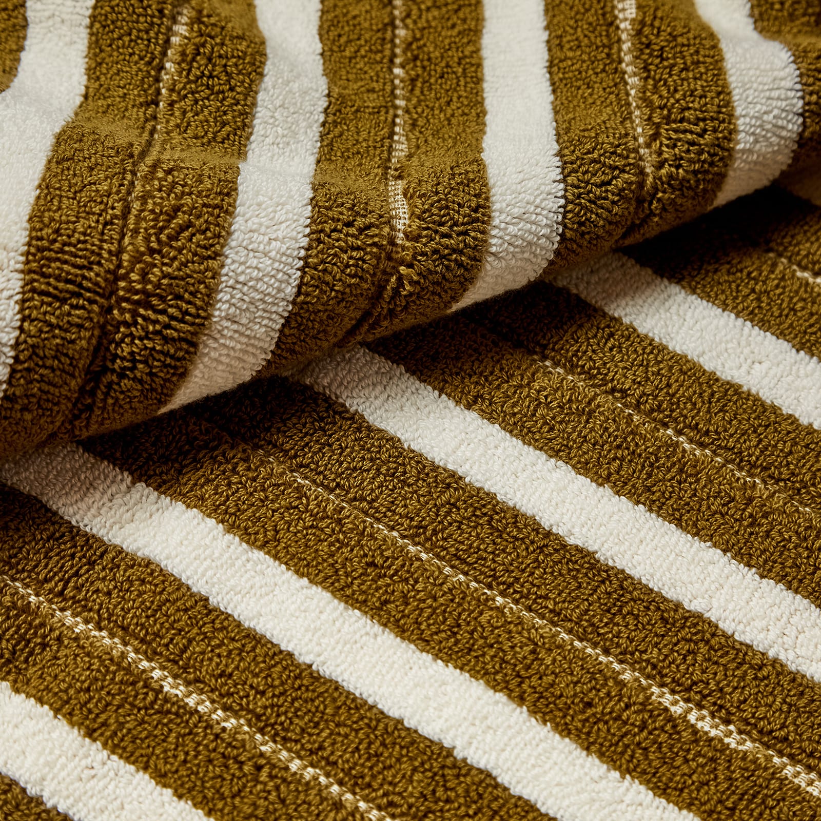Echo Bath Mat in Caper/Chalk
