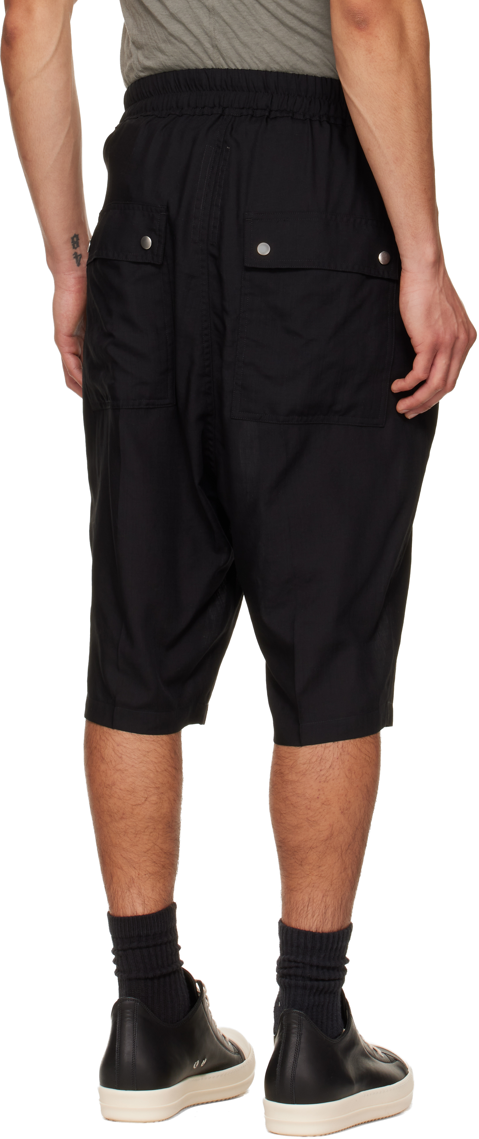 Black Temple Bela Pods Shorts