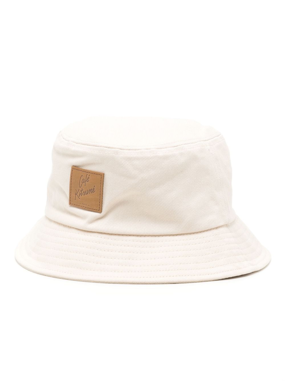 CAFÉ KITSUNÉ logo-appliqué bucket hat - Neutrals