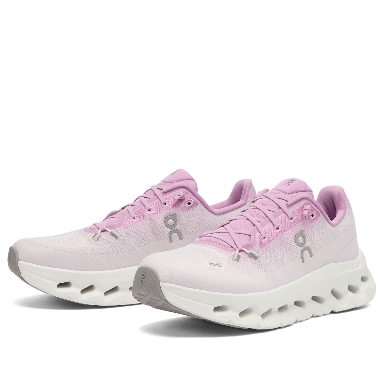 Women's Cloudtilt Sneaker Bloom/Sakura