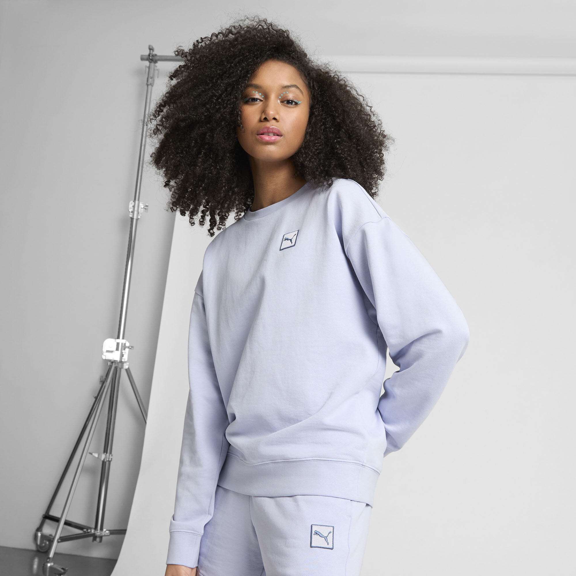 PUMA Elevated Essentials Women's Comfort Crew Sweatshirt in Blue