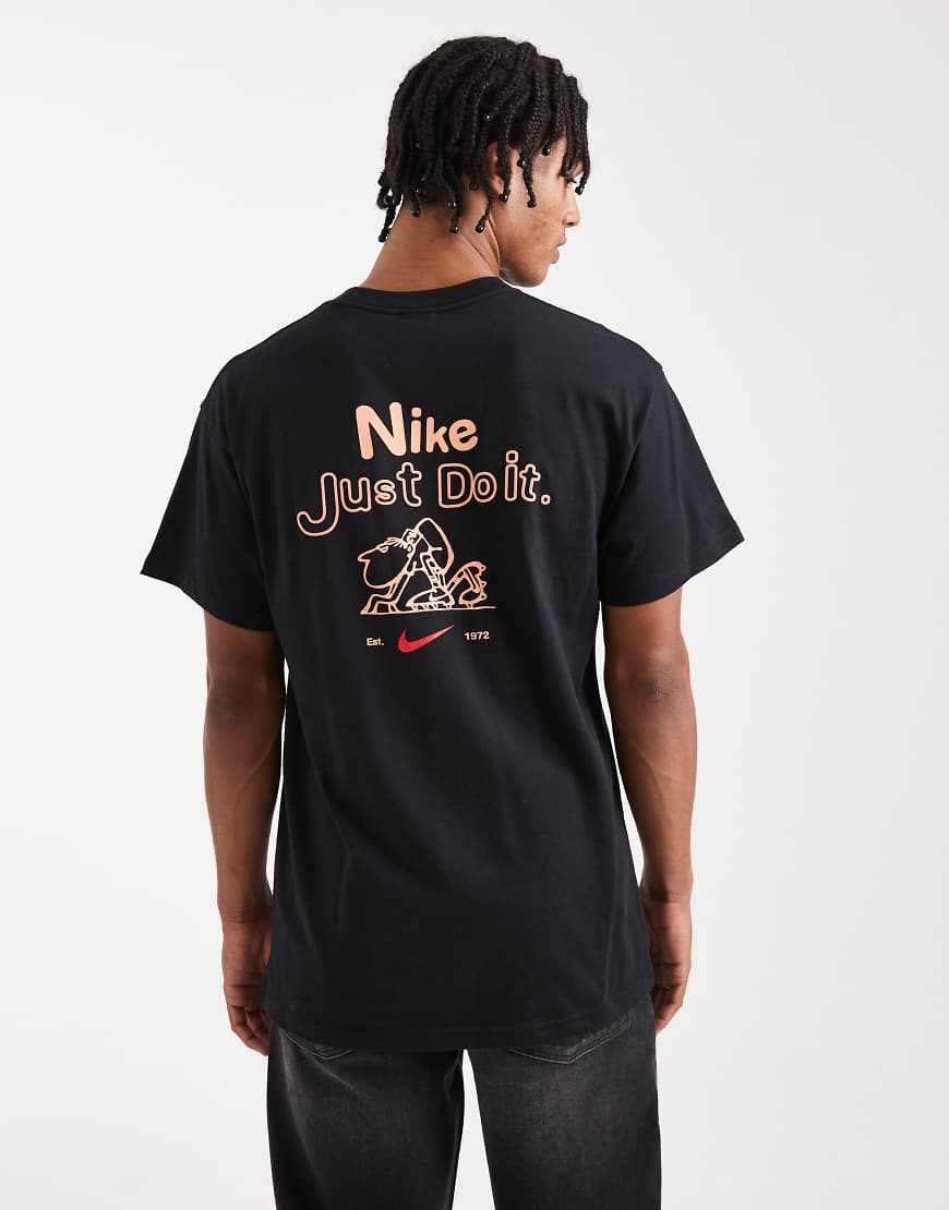 Line Art graphic t-shirt in black