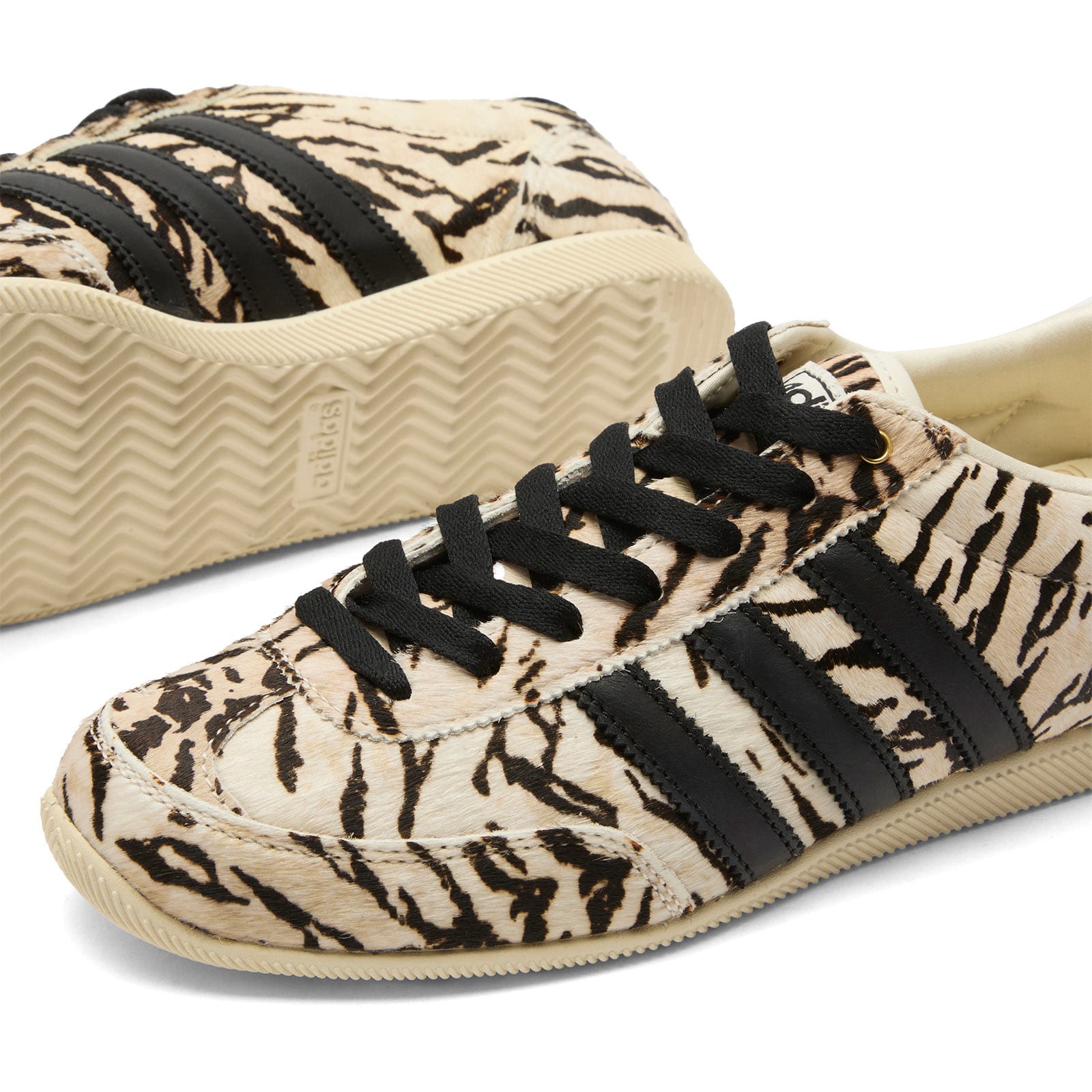 Women's Japan Zebra Sneakers Off White/Core Black/Core Black