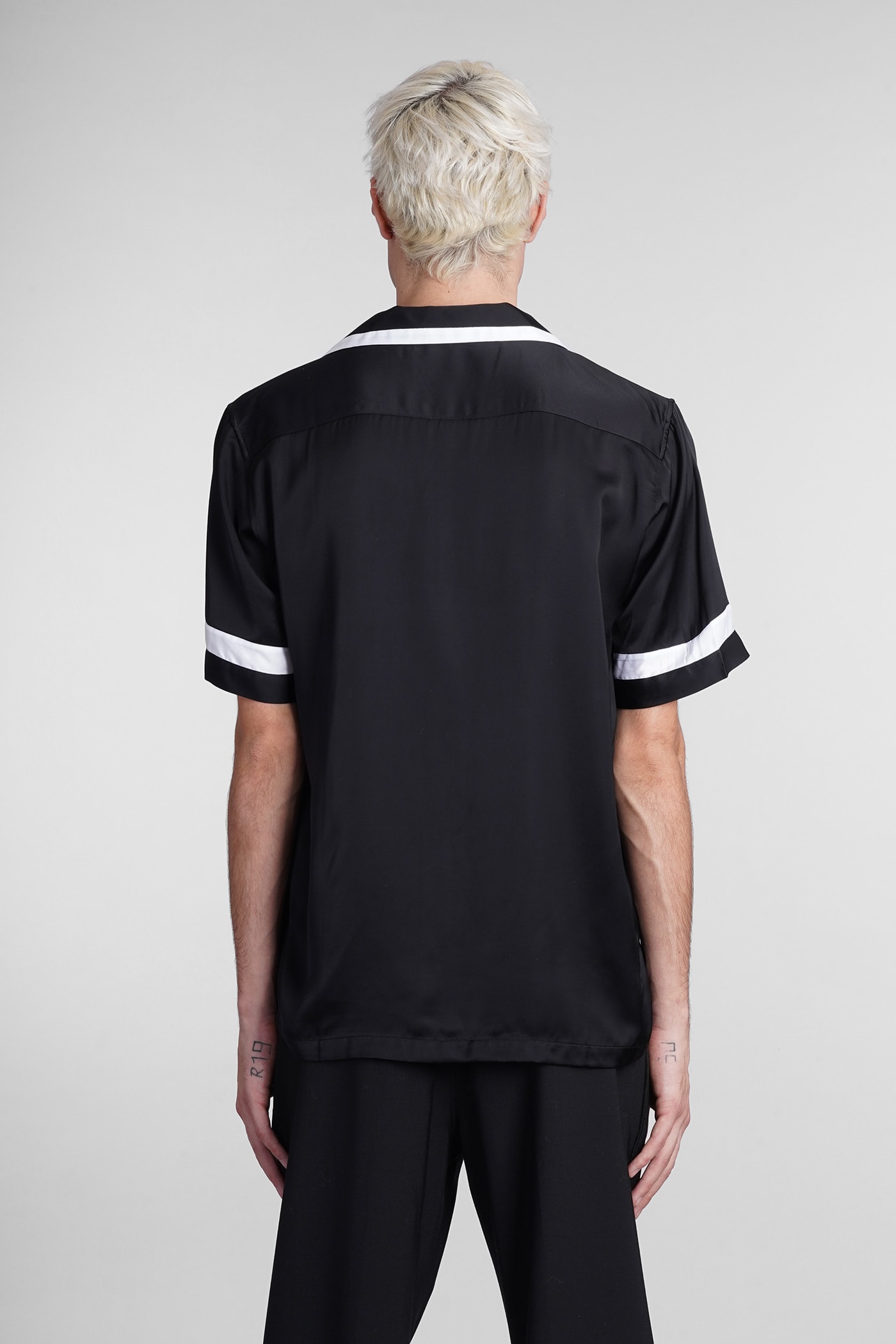 Contrast-trim embroidered logo shirt - Black