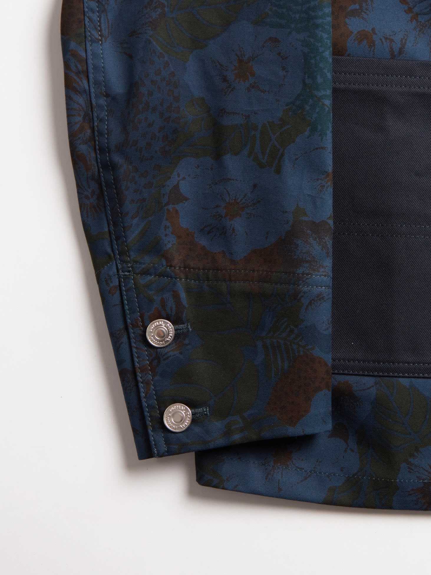 Aapice Printed Jacket