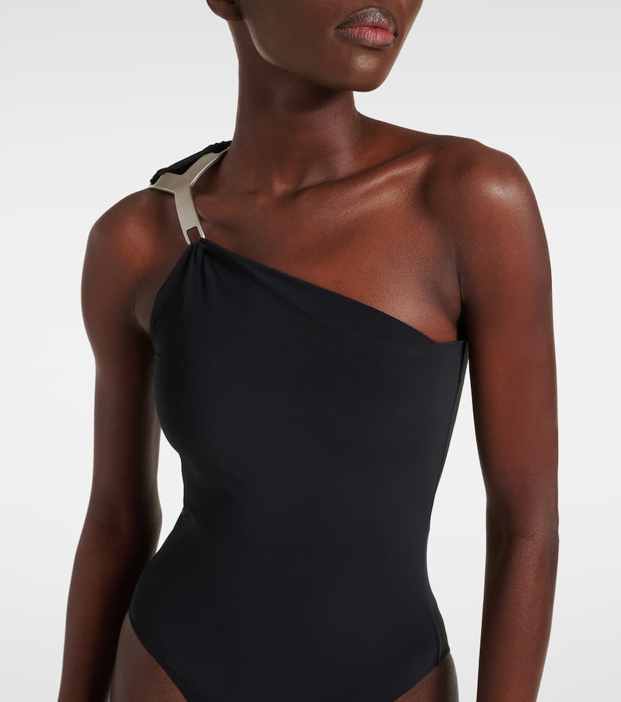 One-shoulder swimsuit