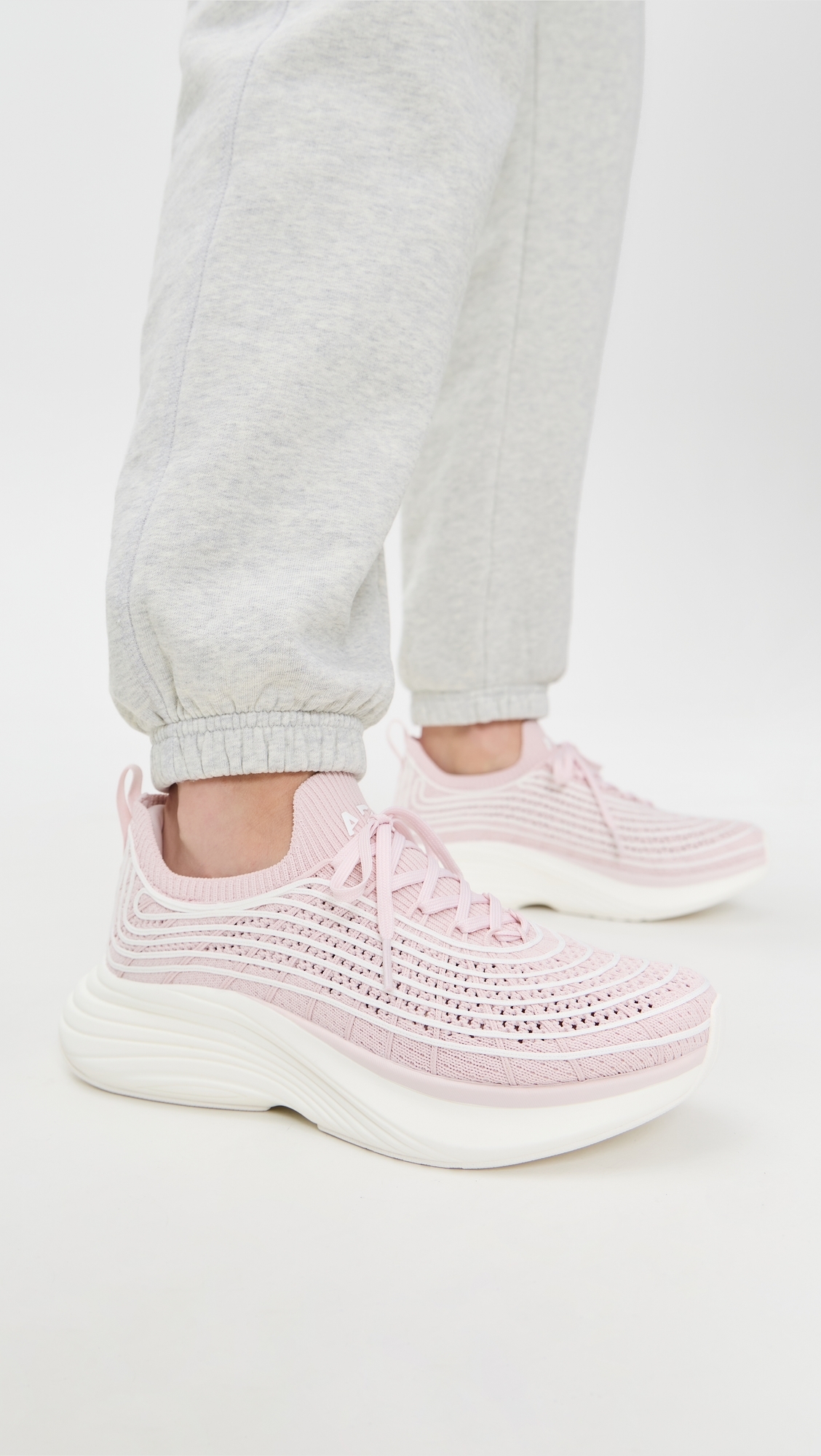 Techloom Zipline Sneakers Chalk/Ivory