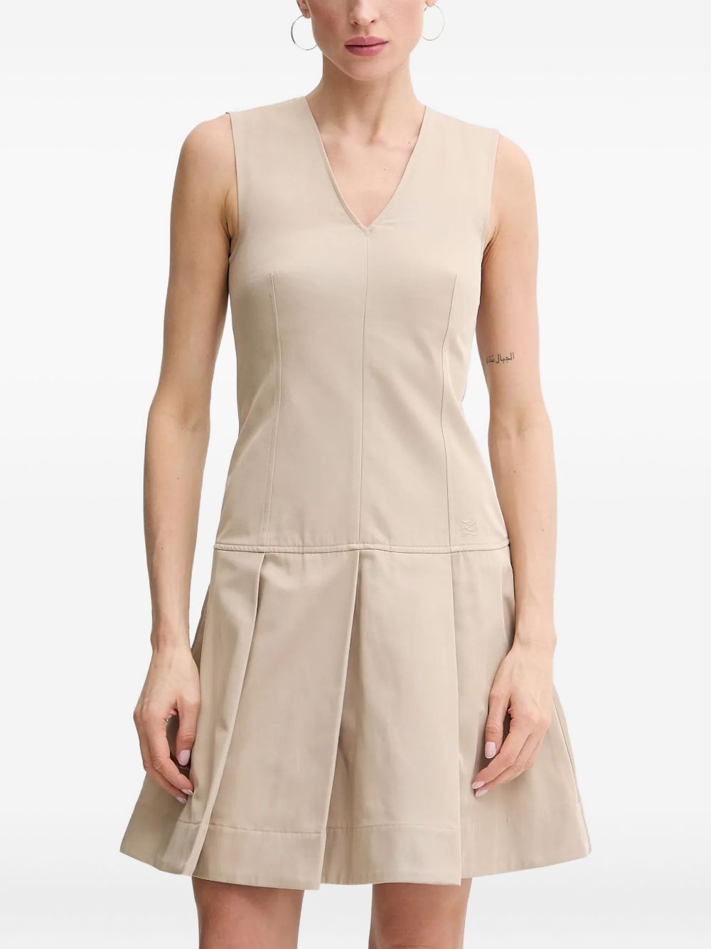 V-neck pleated mini dress - Neutrals
