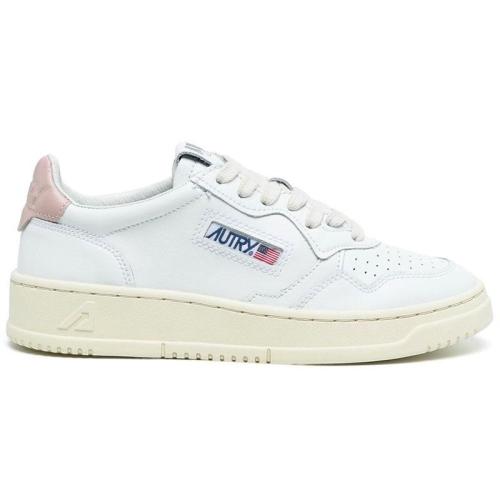 Trainers in leather